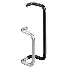 Zwei L-förmige Bügelgriffe aus Rundstahl, einer schwarz pulverbeschichtet und einer gebürstet silberfarben, vor weißem Hintergrund